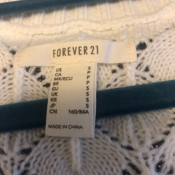 Forever 21 Oversized Comfy Sweater - Picture 8 of 10